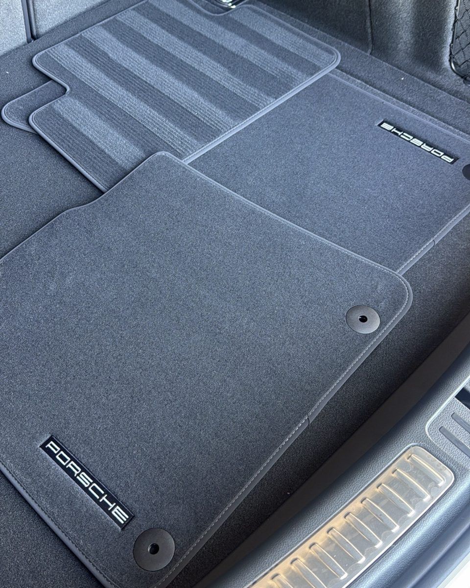 Porsche carpet and floor mats after cleaning